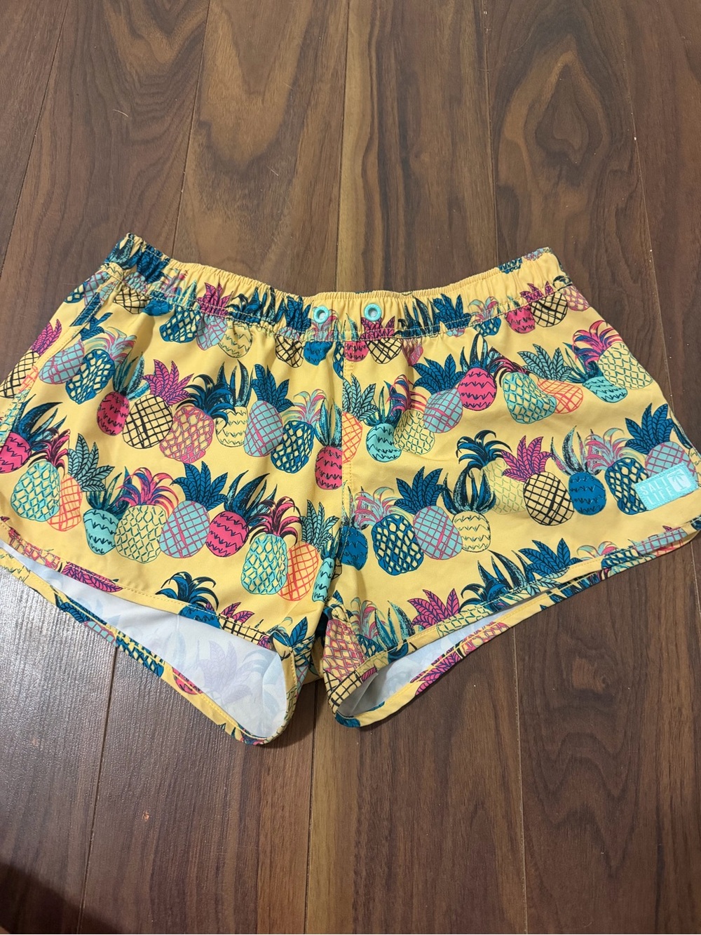 Salt Life Yellow Pineapple-Print Athletic Shorts